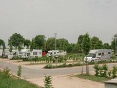 Reisemobiltourismus: Kaufkraft auf Rädern