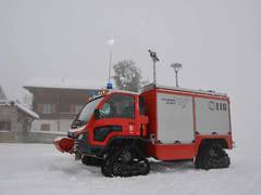 Gemeinde Bettmeralp setzt auf Aebi VT450 Vario mit Feuerwehraufbau von Brändle