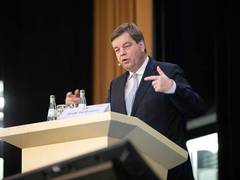 Bahn soll das Verkehrsmittel des 21. Jahrhunderts werden