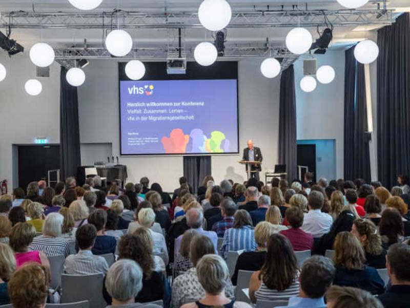 Volkshochschulen sind für gelingende Integration vor Ort unverzichtbar