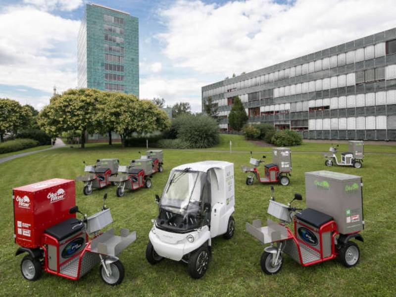 Wo der Roboter-Tankwart elektrischen Strom nachlädt