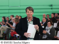 Soziale Stadt: Hendricks fördert Projekte für Bildung, Wirtschaft, Arbeit im Quartier
