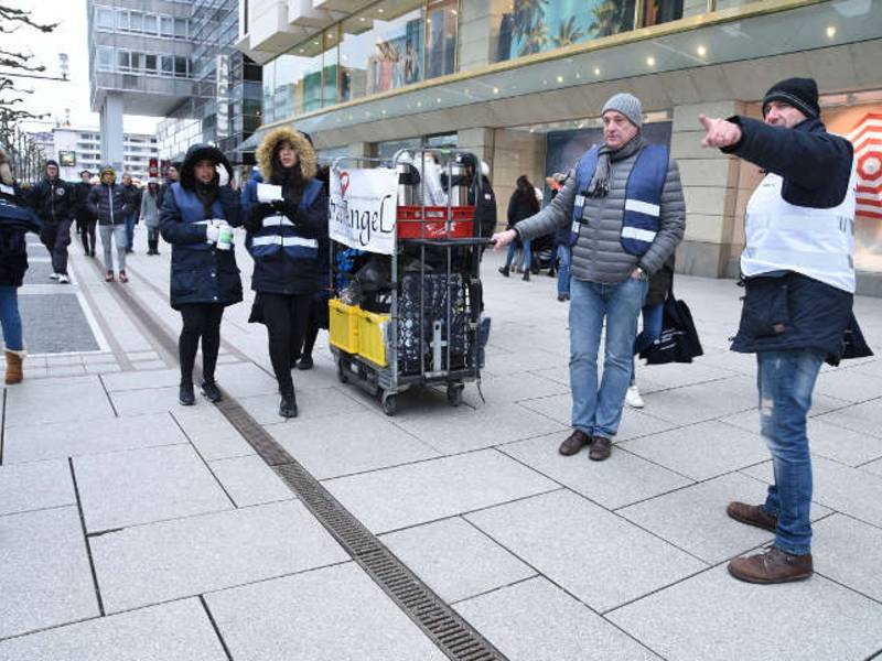 Tee und Decken für Obdachlose