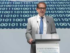 Bundesregierung beschließt Maßnahmenplan zum automatisierten Fahren