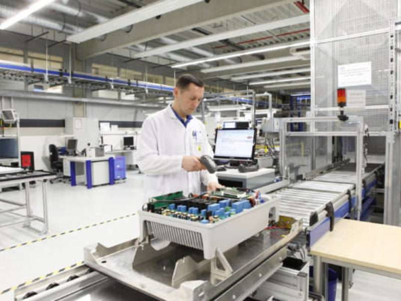 Der Solar-Deckel fällt / Paketlösung mit Mindestabstand Windkraft