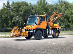 Mercedes-Benz Unimog