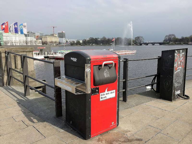 Hamburgs Papierkörbe feiern Jubiläum
