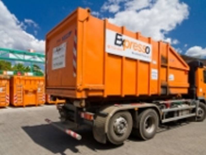 Rückwärtsfahren von Müllwagen: VKU fordert praxisnahe Regelungen