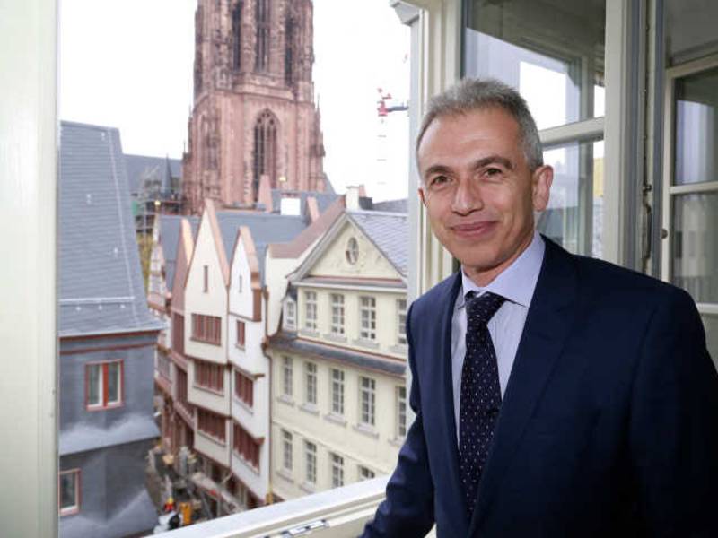 Wohnen mit Aussicht auf Dom und Römer -  OB Feldmann: Quartier wird auch Wohnstandort