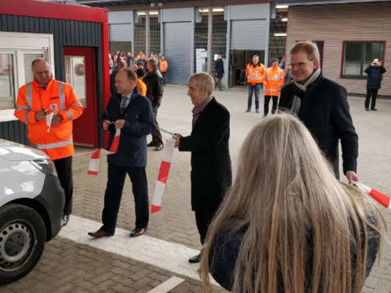 Hamburgs modernster Recyclinghof in Wandsbek eröffnet
