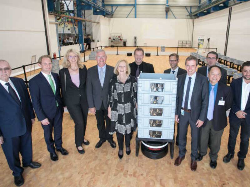 Bundesforschungsministerin Wanka besucht Fraunhofer IML - Startups treffen Forschungsministerin