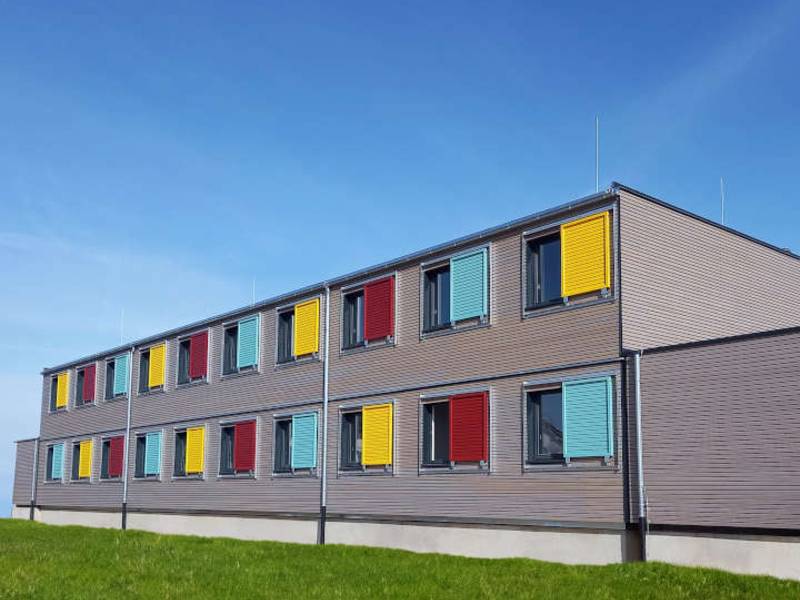 Heinkel Modulbau errichtet Wohnunterkünfte für die Stadt Ulm in flexibler Holz-Modulbauweise