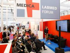 MEDICA 2018 zeigt die Zukunft der Medizin – total digital, aber mit „Human Touch“