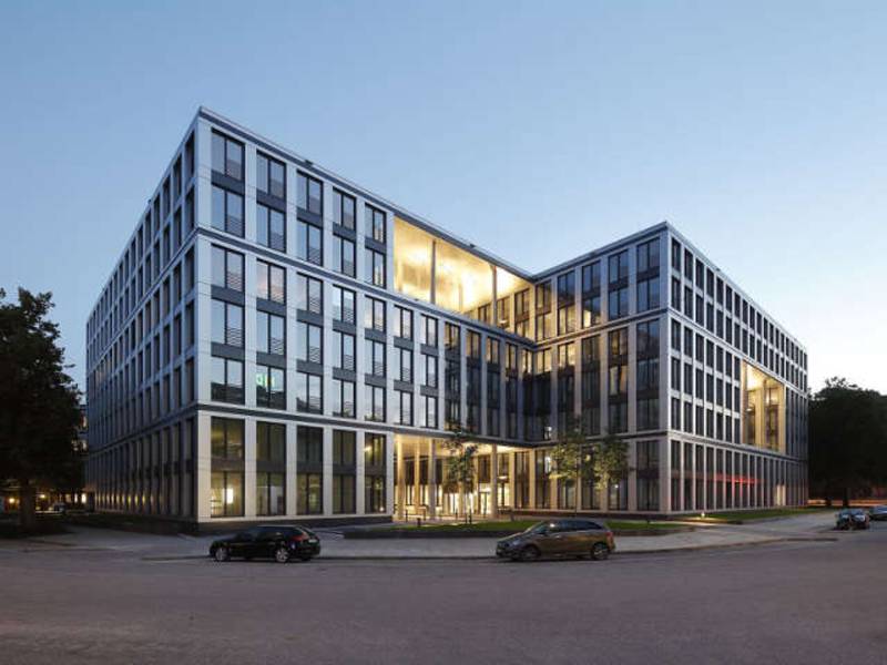 Repräsentative Architektur schafft effiziente Büroflächen