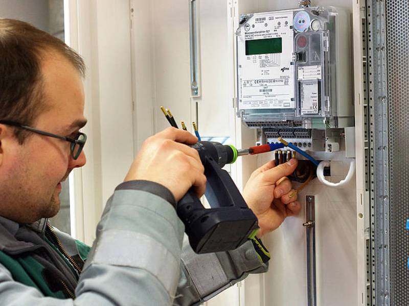 Stadtwerke-Kooperation bietet Netzbetreibern Dienstleistungen für den Smart-Meter-Rollout an