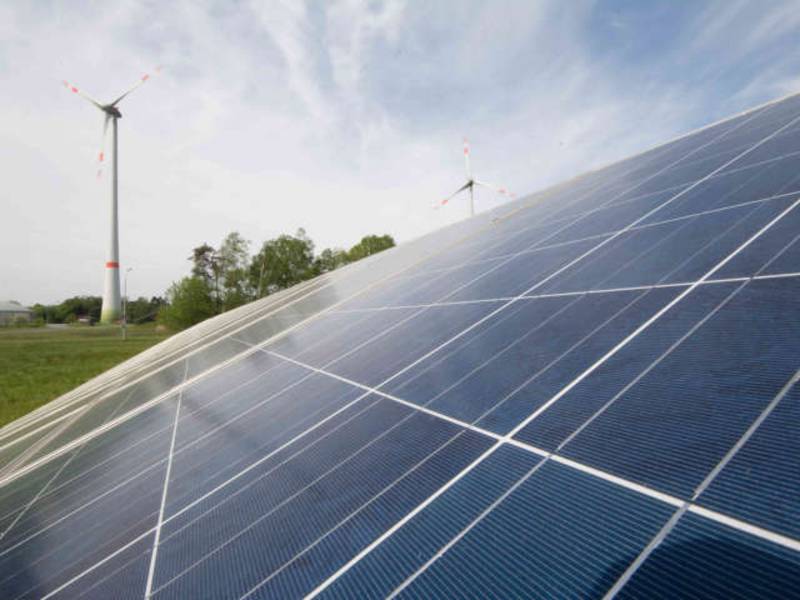 Klimaneutrale Industrie erfordert konsequenten Ausbau Erneuerbarer Energien