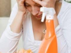 Wochenend-Stress belastet vor allem Frauen - DAK-Umfrage: Jede Zweite kann sich an freien Tagen nicht erholen