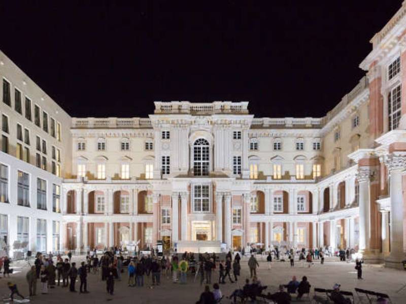 SPIE bringt das Humboldt Forum zum Leuchten und sorgt für Strom während der Errichtung