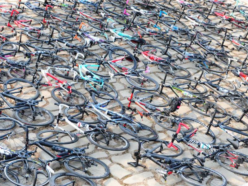 Mit dem Auto ins Fitnessstudio, um dort Rad zu fahren?
