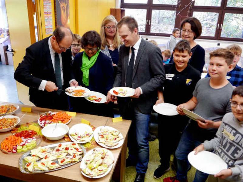 Bundesminister Christian Schmidt besucht SchmExperten