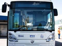 Proton Motor und Skoda Electric präsentieren den weltweit ersten Linienbus mit Brennstoffzellen Triple Hybrid System