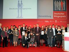 Deutscher Bürgerpreis 2010 geht an Pirmasenserin