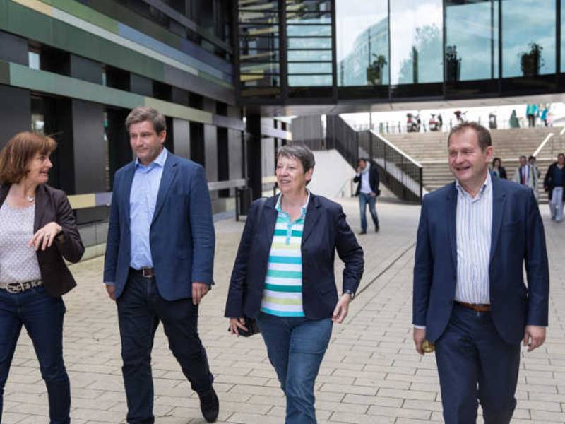 Bundesbauministerium fördert Hamburger Strategie zur Fassadenbegrünung