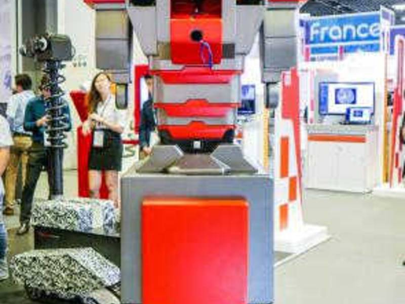 Oneberry präsentiert ersten autarken Sicherheitsroboter mit Brennstoffzellenbetrieb