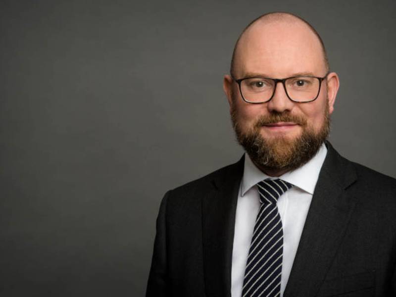 Neue politische Interessenvertretung in Berlin: Repräsentanz Transparente Gebäudehülle