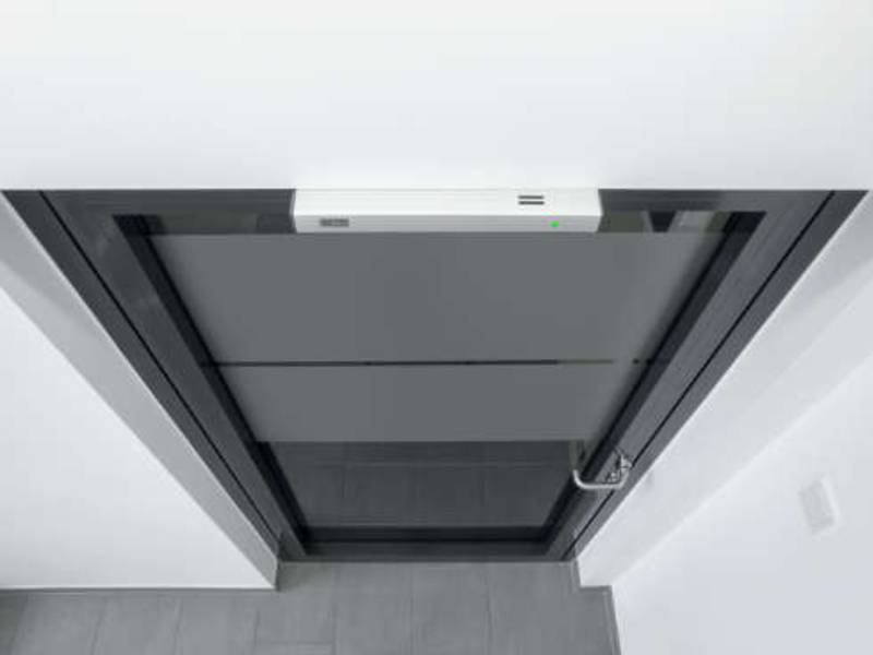 GEZE Rauchschalterzentrale RSZ 7: Sicherer Brandschutz auch bei schwierigen Installationsbedingungen