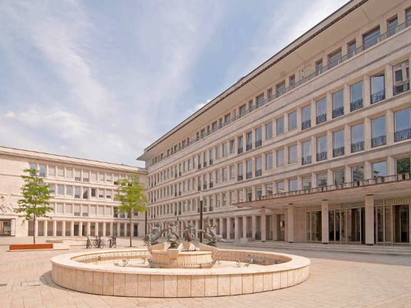 Kölner Investmentmarkt übersteigt die zwei Milliarden Euro-Grenze
