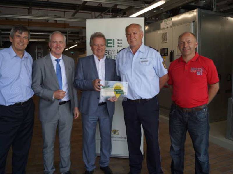 SüdWestStrom-Projekt von Umweltminister Franz Untersteller als „Ort voller Energie“ ausgezeichnet