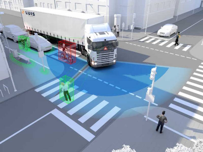 Lkw-Abbiegeassistenten im Test: Bundesweit einmaliges Pilotprojekt in Baden-Württemberg gestartet