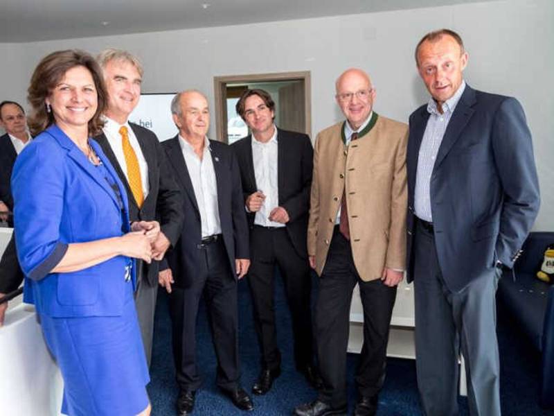 Die SEP AG zieht nach Holzkirchen und erhält prominenten Besuch
