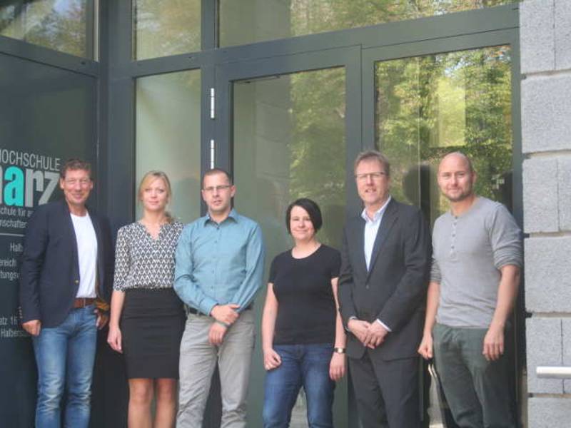 Erste Absolventen im berufsbegleitenden Master-Studiengang „Wirtschaftsförderung“