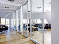 Innovatives DORMA Hüppe Trennwandsystem setzt Marktimpulse