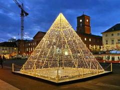 Städte, Shopping-Center und Läden müssen für helle Momente sorgen
