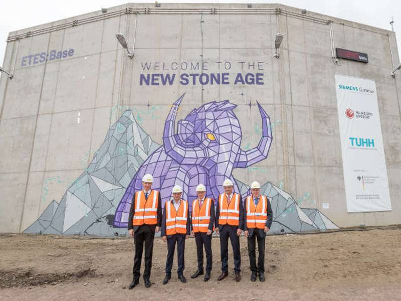 Weltpremiere: Siemens Gamesa nimmt neuartigen elektrothermischen Energiespeicher in Betrieb
