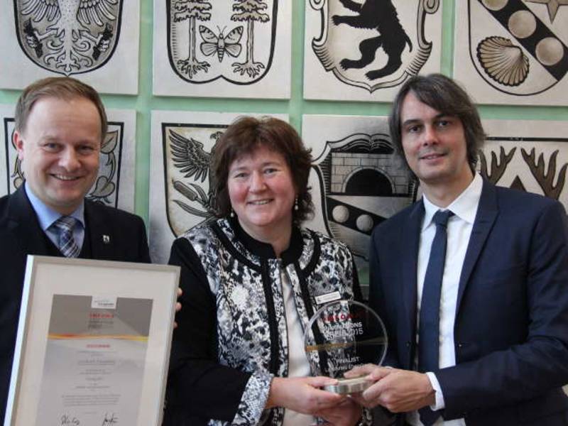 Wetteraukreis ist Gewinner des INFOMA® Innovationspreises 2015